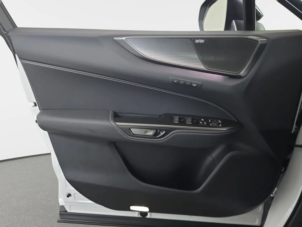 New 2026 Ultra White Lexus 350 F SPORT Handling image 25