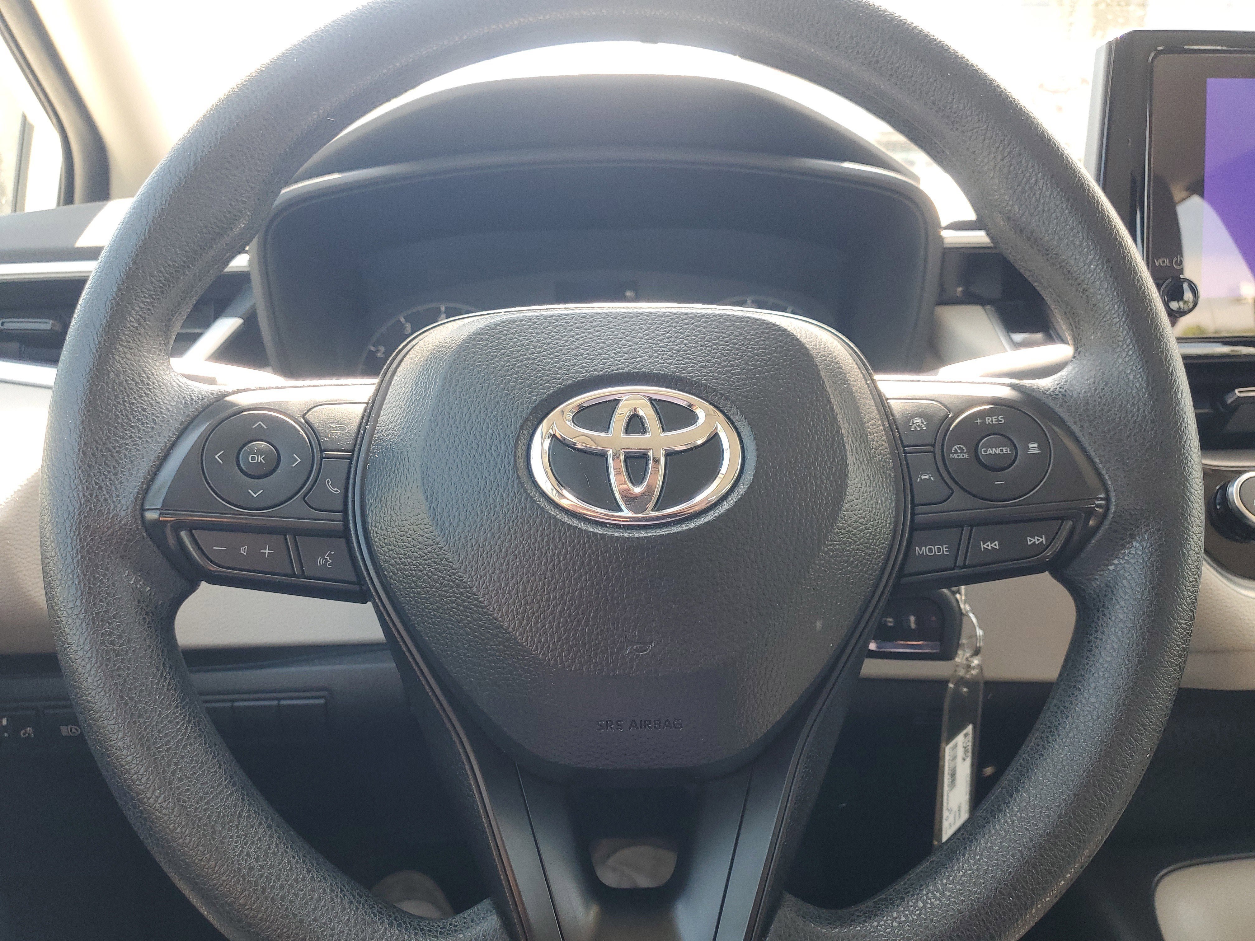 Certified Used 2025 Classic Silver Metallic Toyota LE image 19