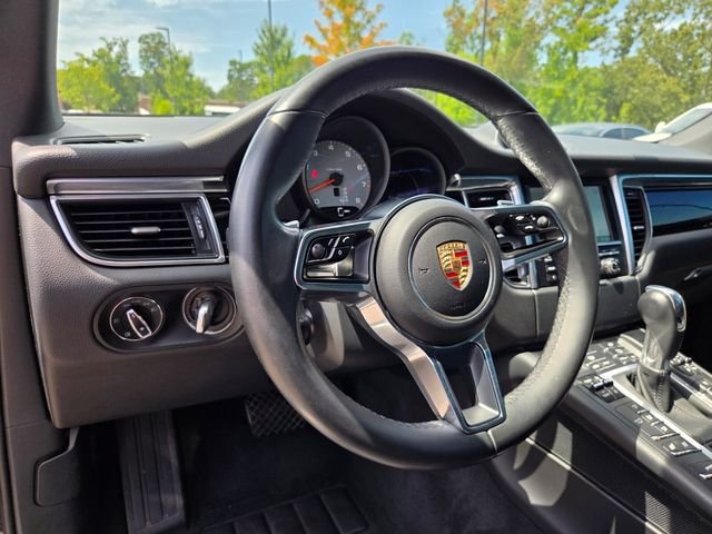 Used 2015  Porsche S image 10