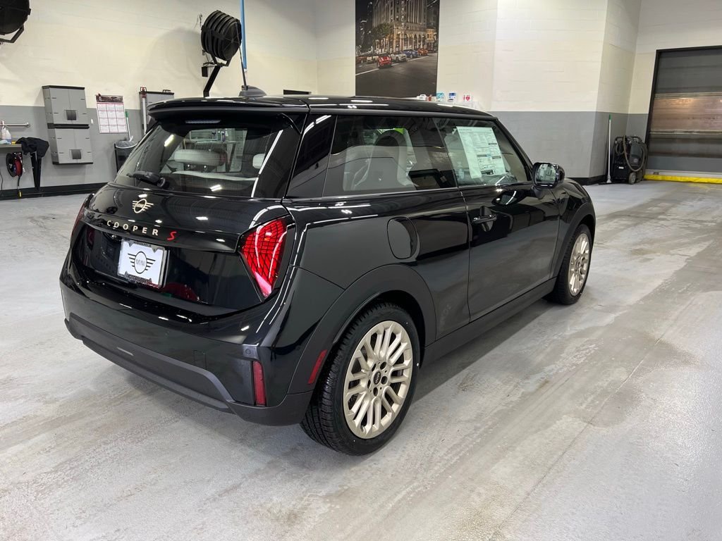 2025 MINI Hardtop 2 Door S - Photo 6