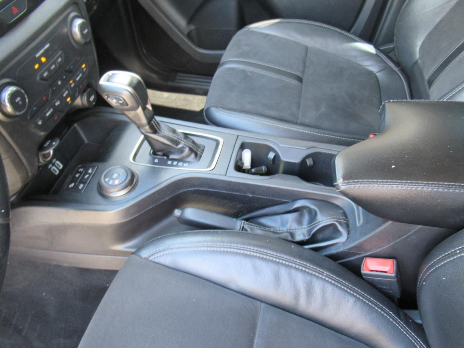 Used 2022 Black Ford Lariat image 24