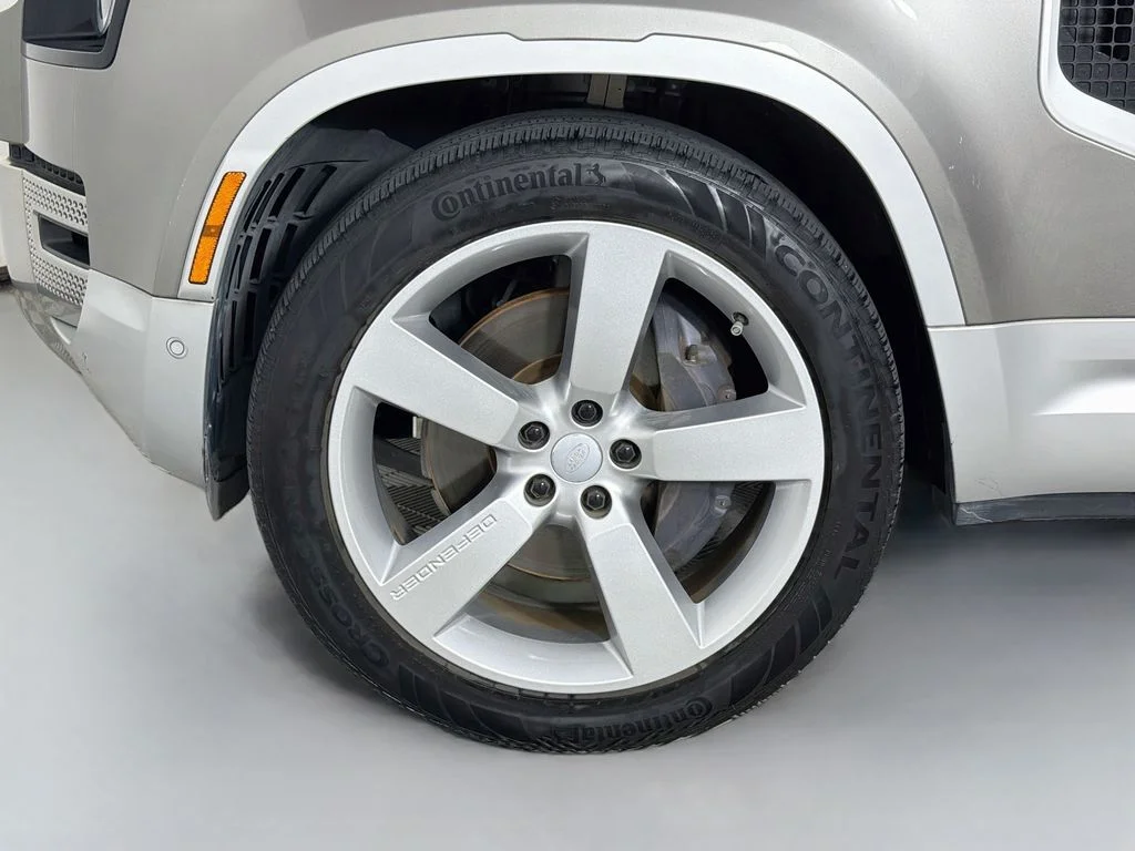 Certified Used 2023 Silver Land Rover S image 32