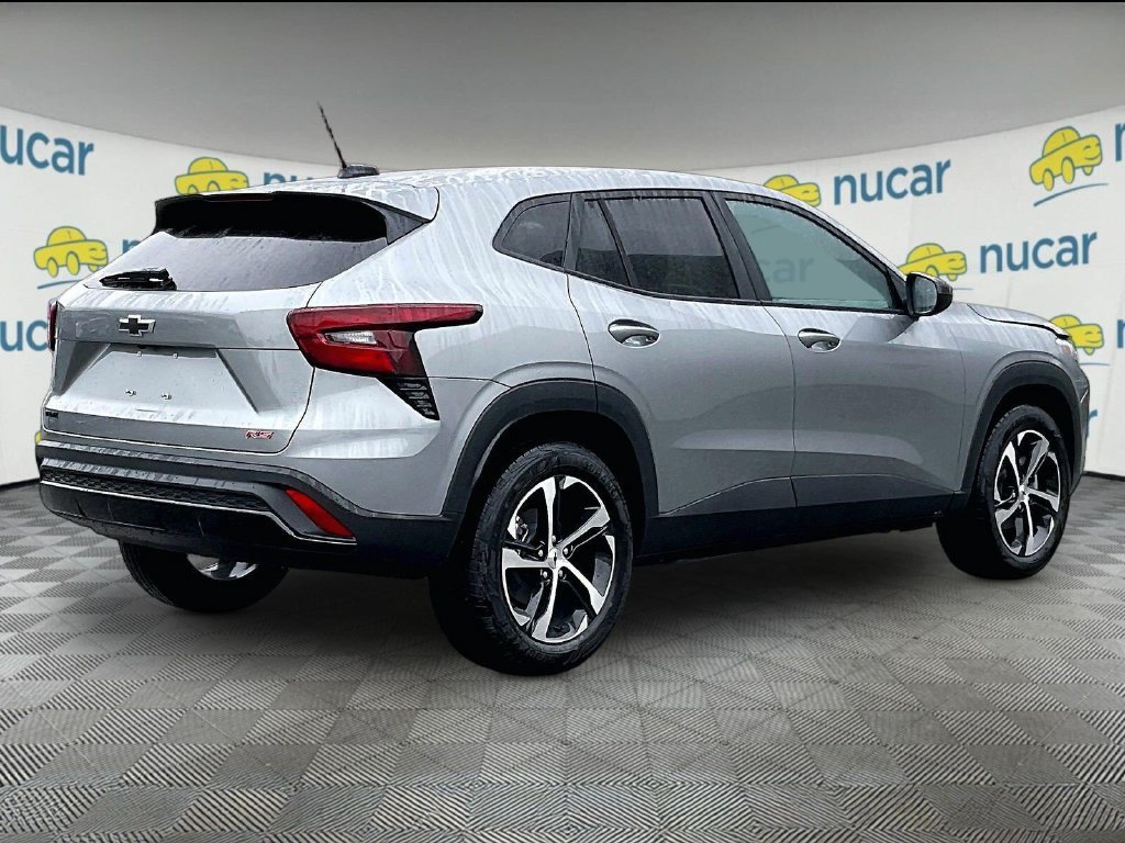 2026 Chevrolet Trax RS - Photo 7