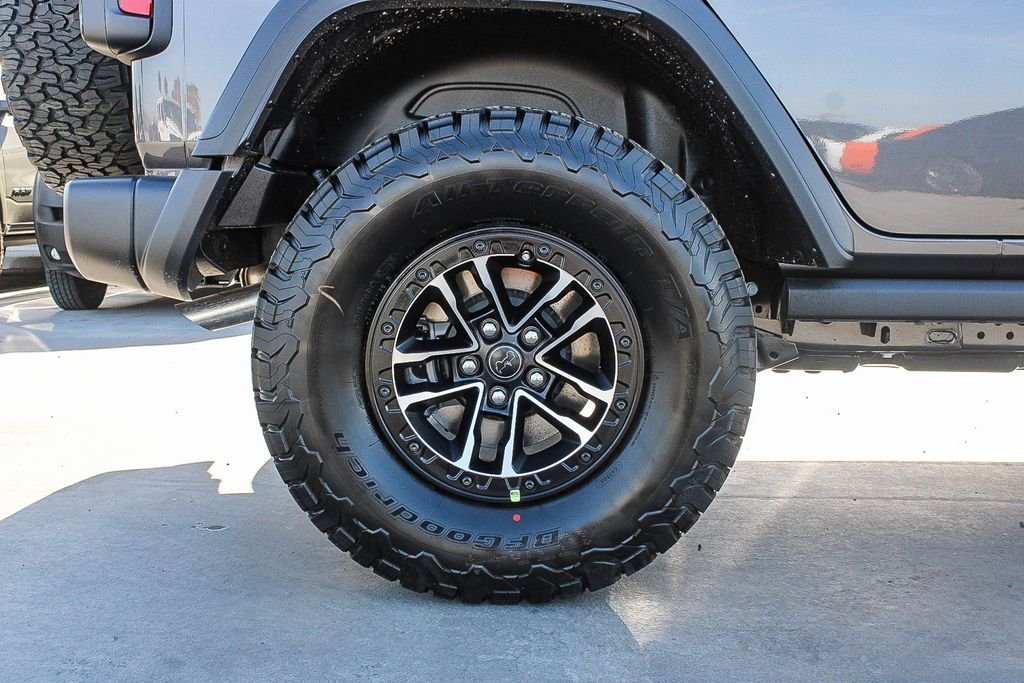 New 2026 Granite Crystal Metallic Clearcoat Jeep Willys image 12