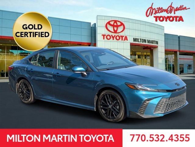 Certified Used 2025  Toyota SE image 1