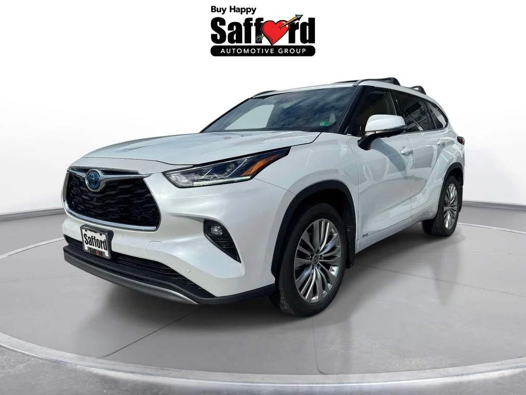 Used 2023 Beige Toyota Platinum image 1