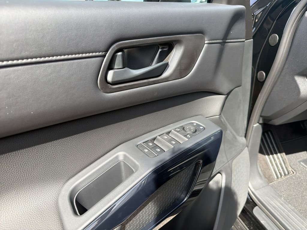 New 2026 Nissan Pathfinder SV 4D Sport Utility