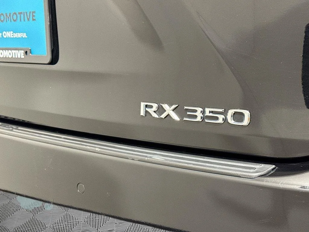 2021 Lexus RX 350 - Photo 21