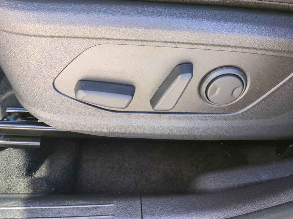 2026 Kia Sportage EX - Photo 23