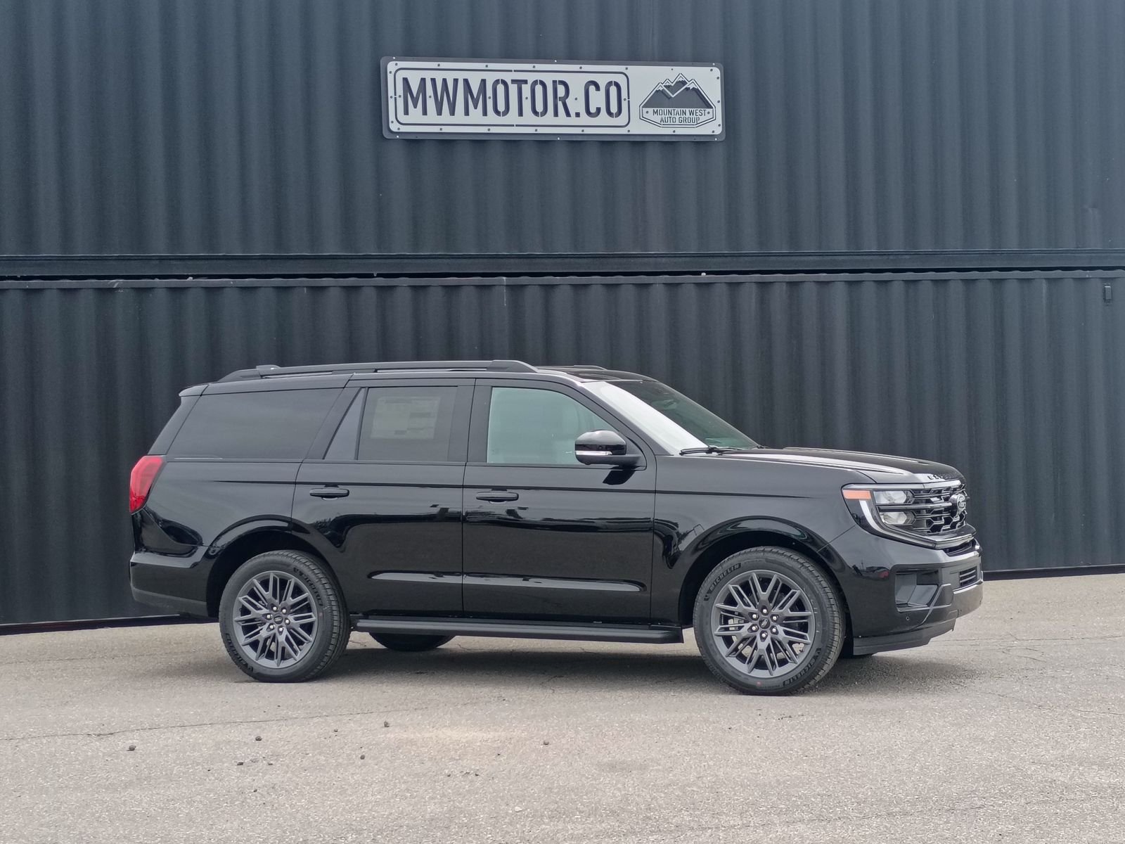 2026 Ford Expedition Platinum 4x4's photo