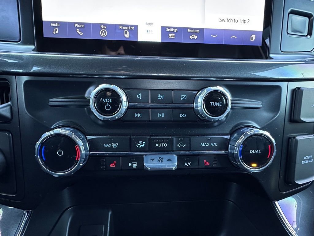 Used 2023 White Ford XLT image 36