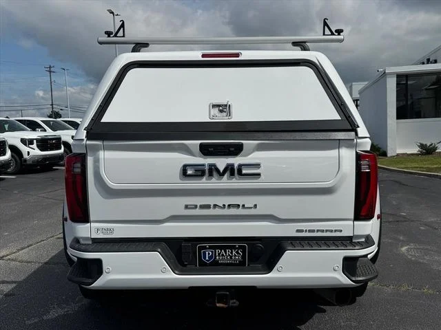 Used 2025 White GMC Denali Ultimate image 7