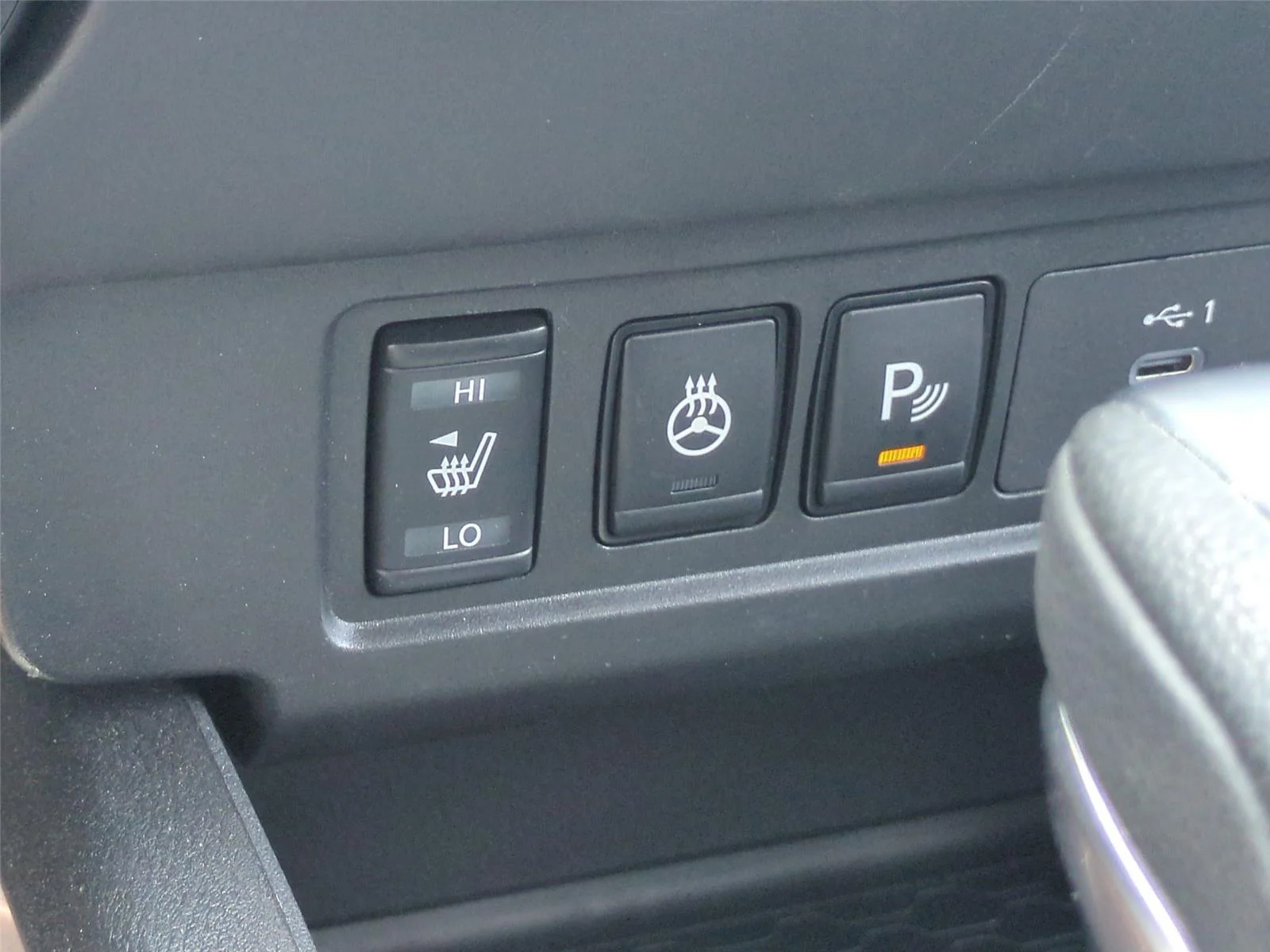 Used 2024 Super Black Nissan SV image 28
