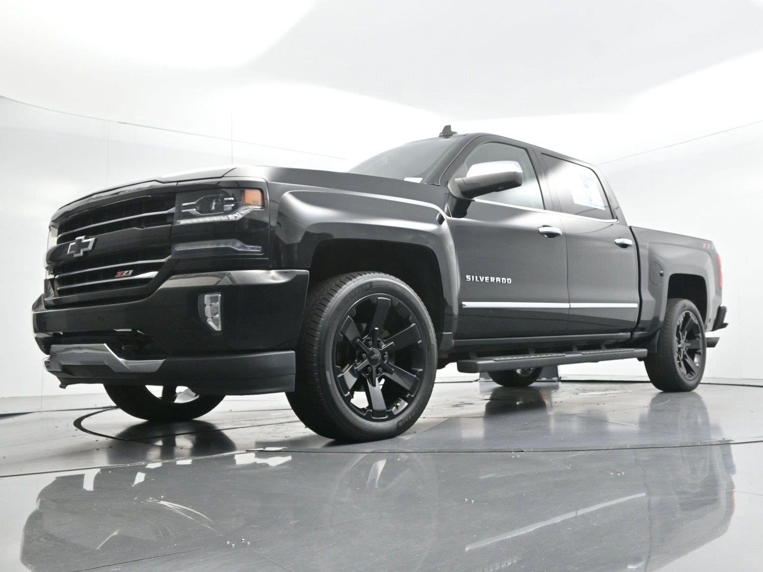 Used 2018 BLACK Chevrolet LTZ image 48