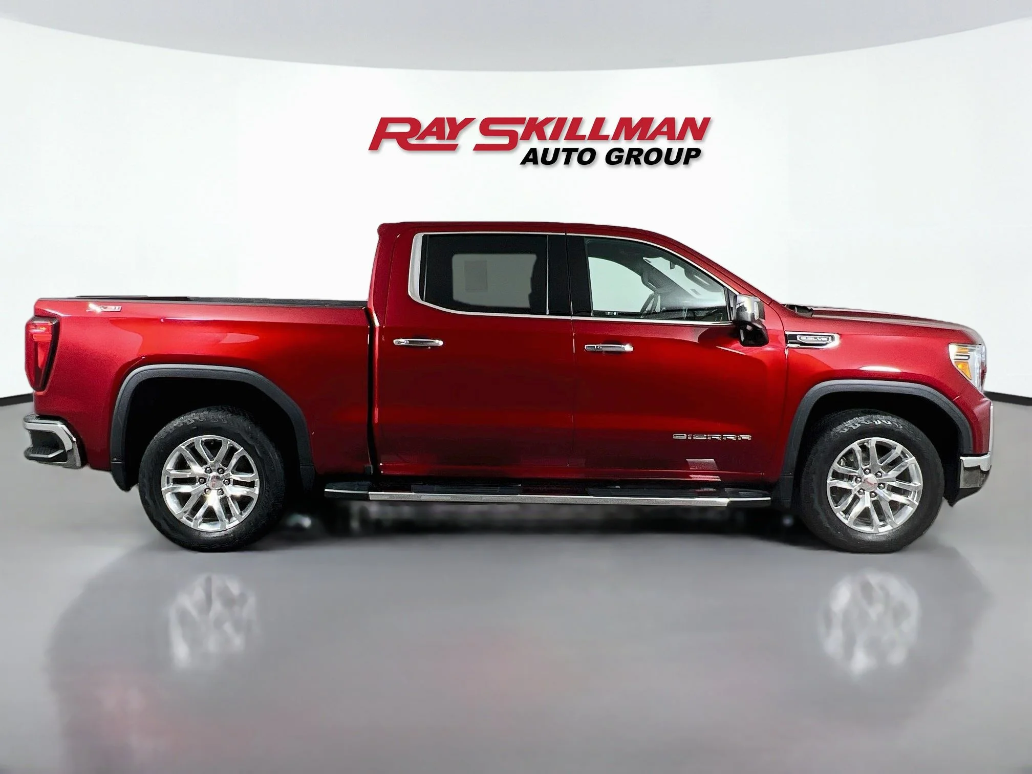 Used 2021 Cayenne Red Tintcoat GMC SLT image 8