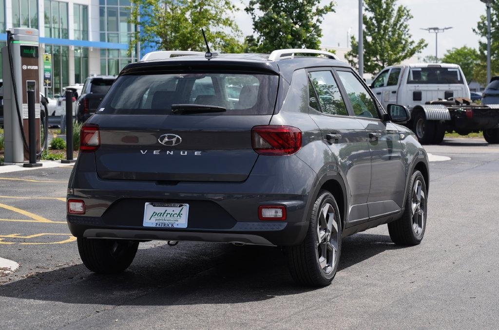New 2026 Ecotronic Gray/Black Roof Hyundai SEL image 4