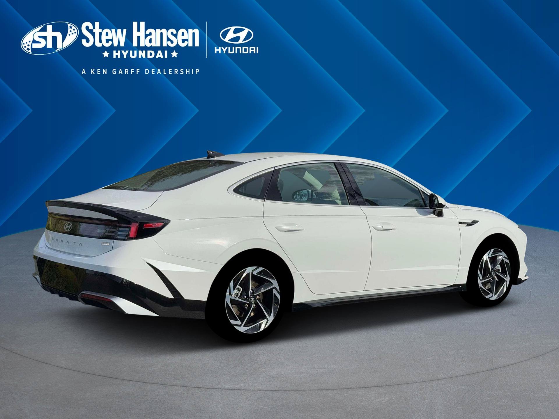 New 2026 Serenity White Hyundai SEL Sport image 8
