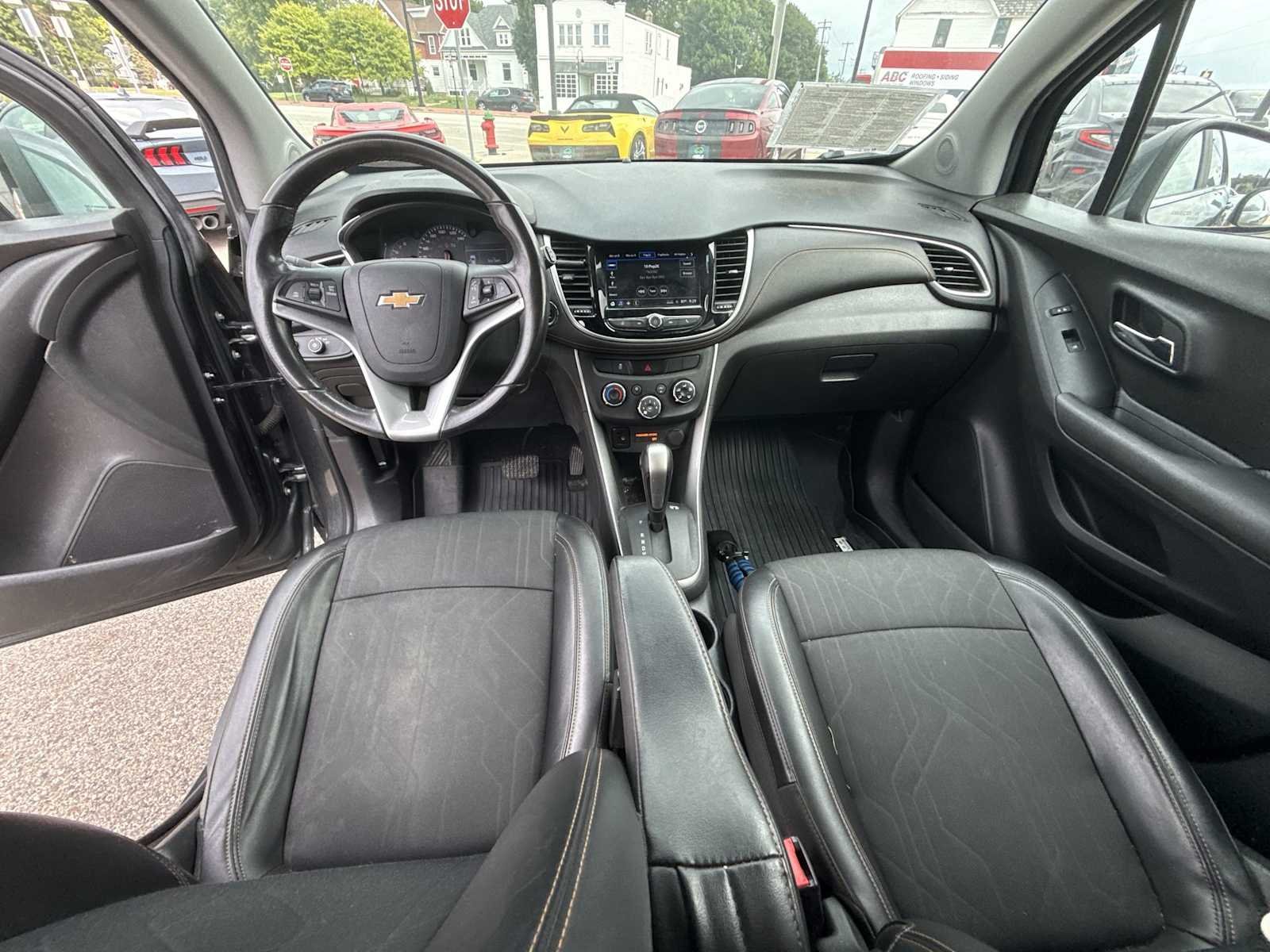 Photo 19