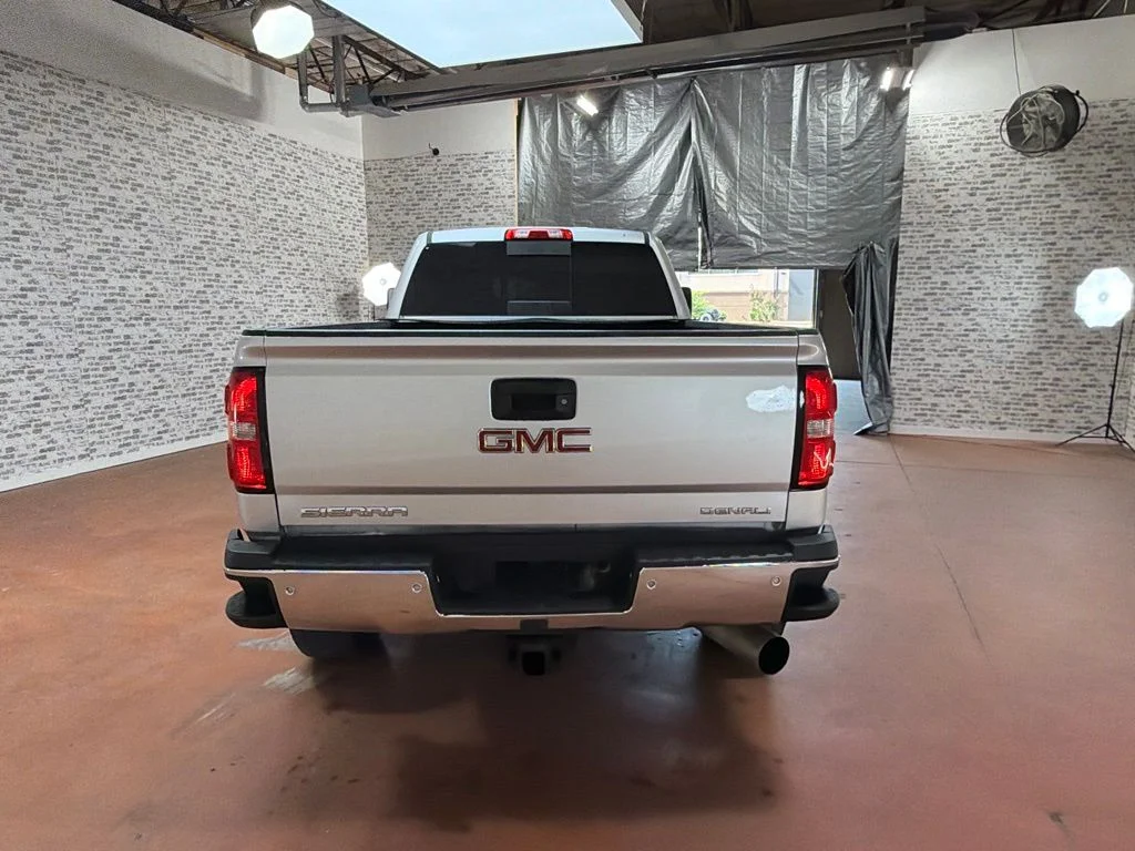 Used 2018 Quicksilver Metallic GMC Denali image 6