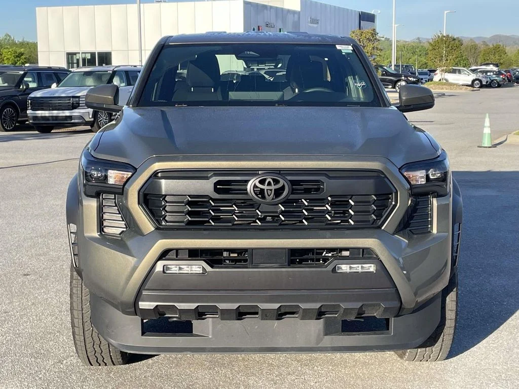 2025 Toyota Tacoma TRD Off Road - Photo 25