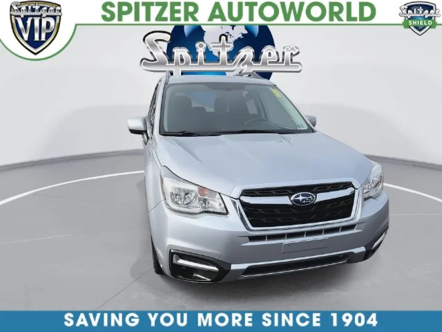 Used 2018 Silver Subaru 2.5i Premium image 3