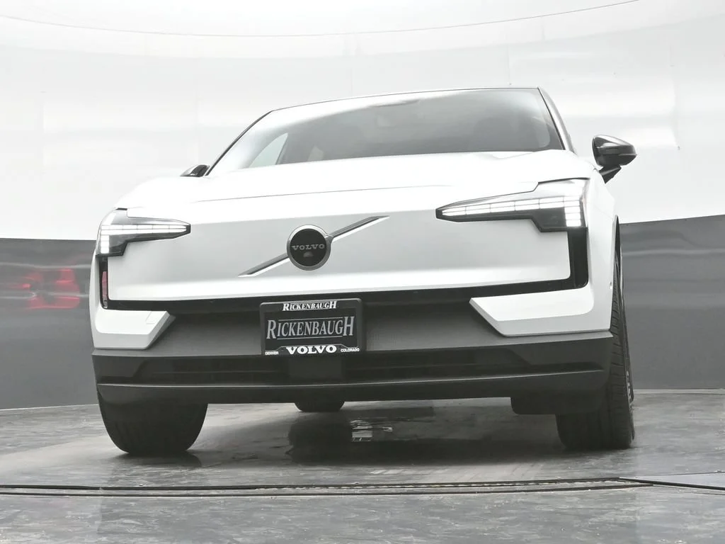 New 2026 Crystal White Volvo Twin Motor Performance Ultra image 39