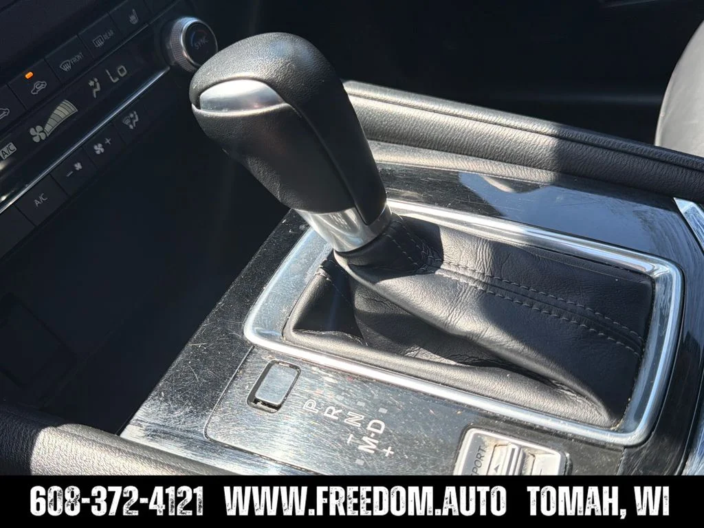 Used 2021 Sonic Silver Metallic Mazda Touring image 23