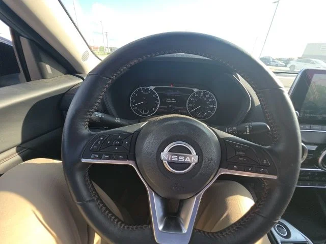 Used 2024 Gray Nissan SR image 22