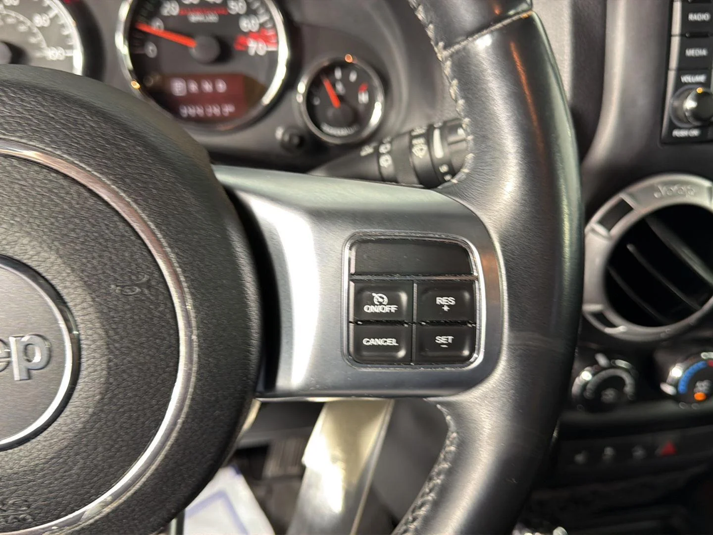 Used 2017 Rhino Clearcoat Jeep Rubicon Hard Rock image 43