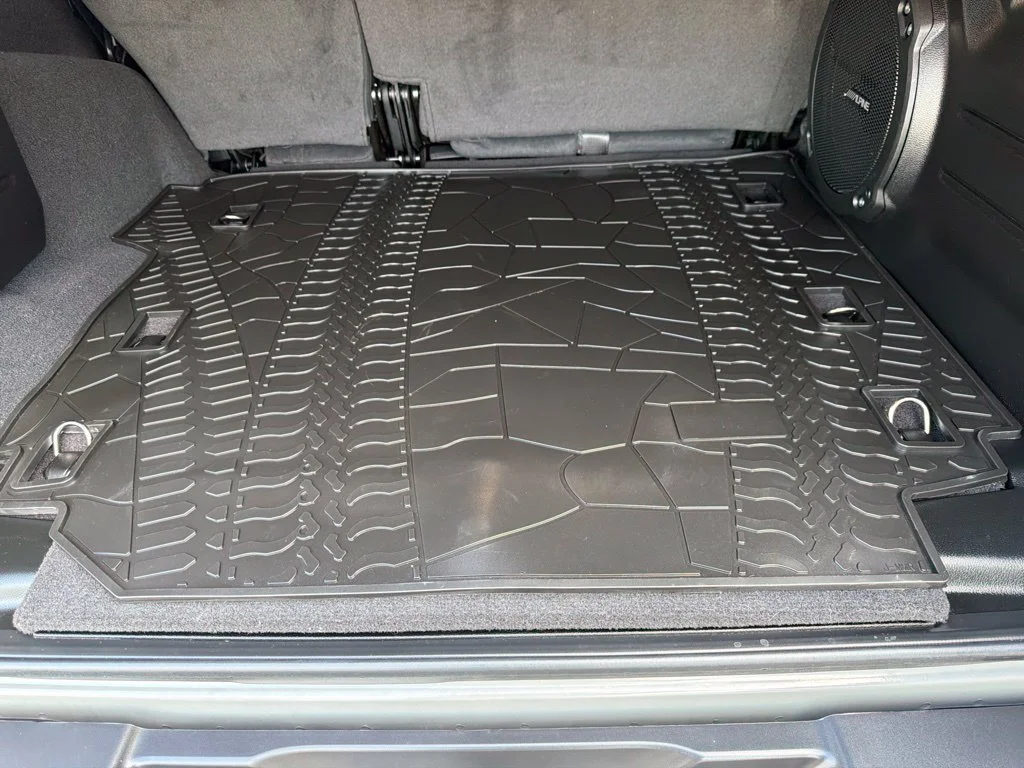 Used 2023 Sting Gray Clearcoat Jeep Rubicon image 13