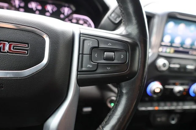 Used 2020 Gray GMC Elevation image 32