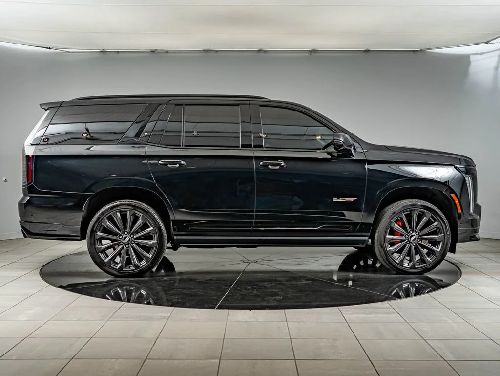 Used 2025 Black Raven Cadillac V-Series image 4