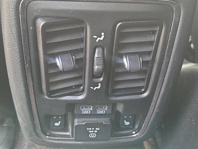 Used 2017 Gray Jeep Limited image 17