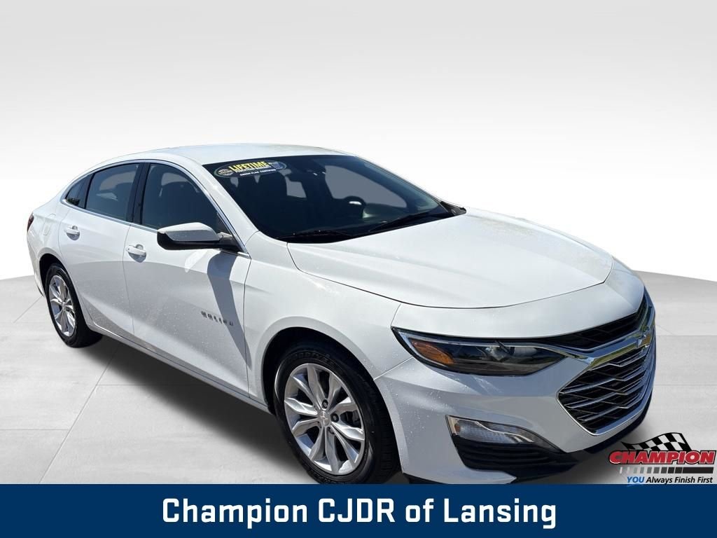 Used 2023 White Chevrolet LT 1LT image 10