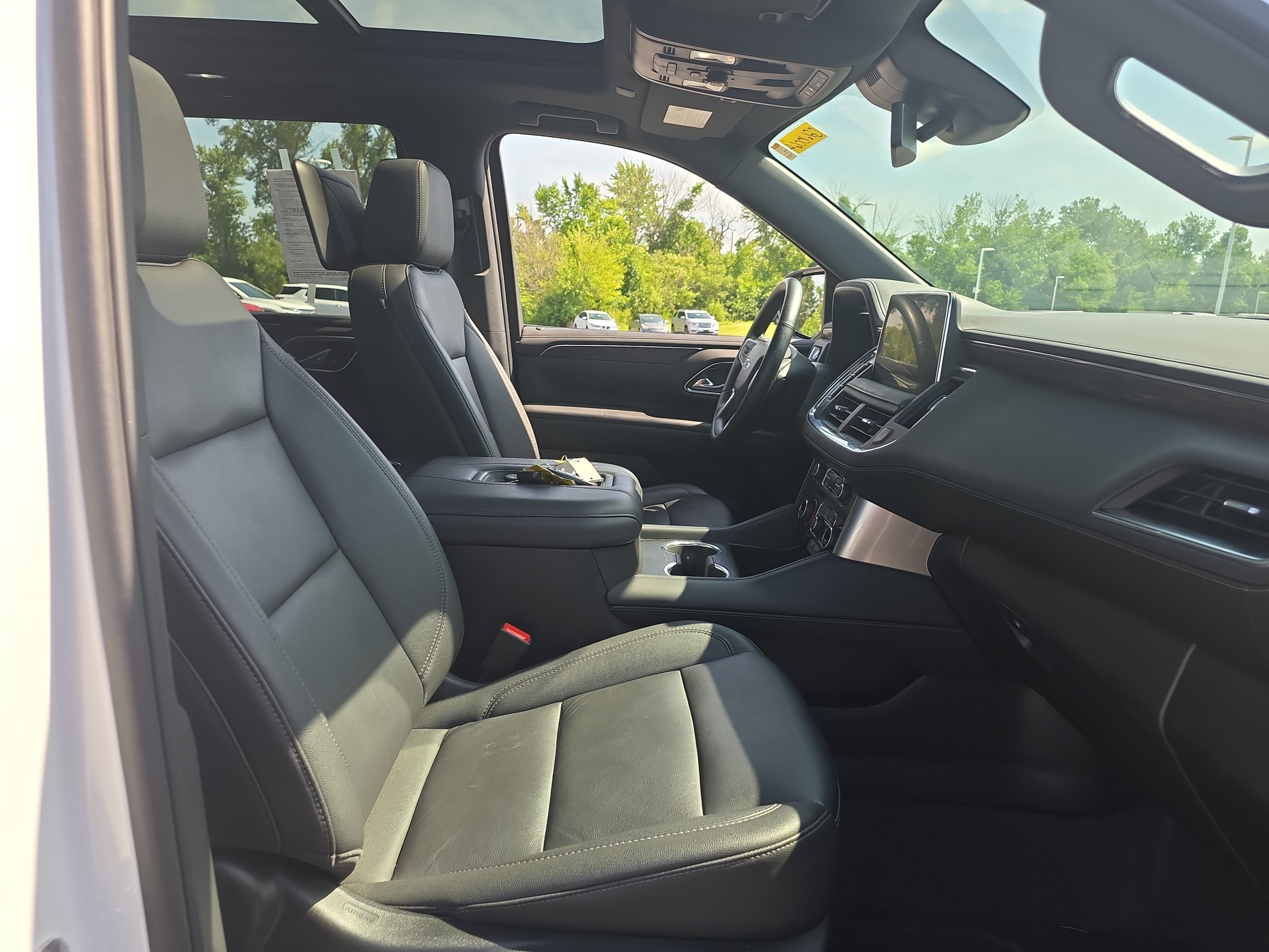 Used 2024 Summit White Chevrolet Z71 image 9