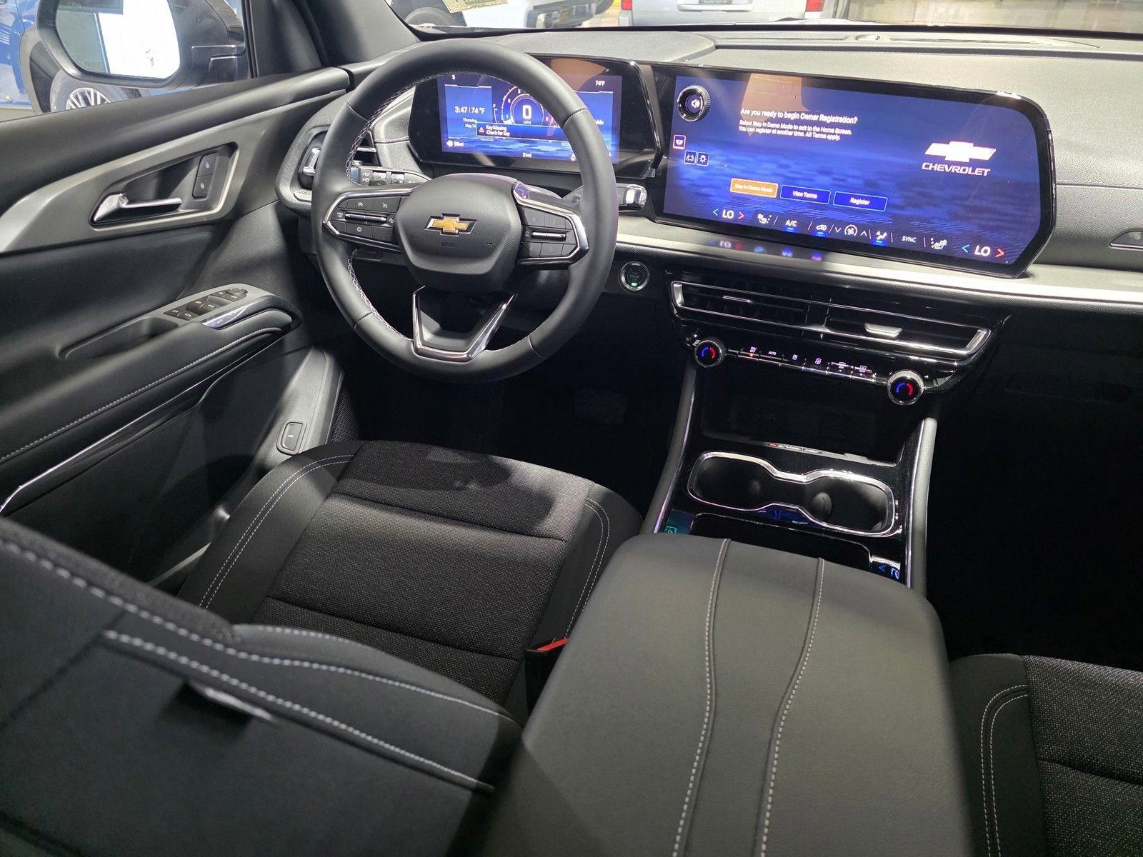 2026 Chevrolet Traverse LT - Photo 20