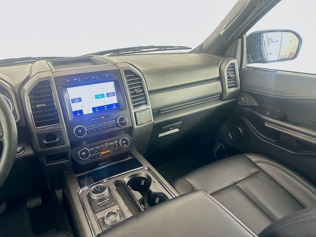 Used 2020 Black Ford XLT image 26