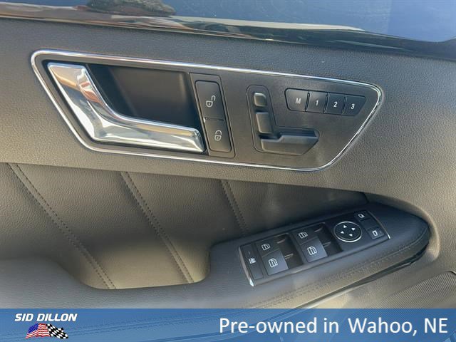 Used 2010 Black Mercedes-Benz E 350 Luxury image 14