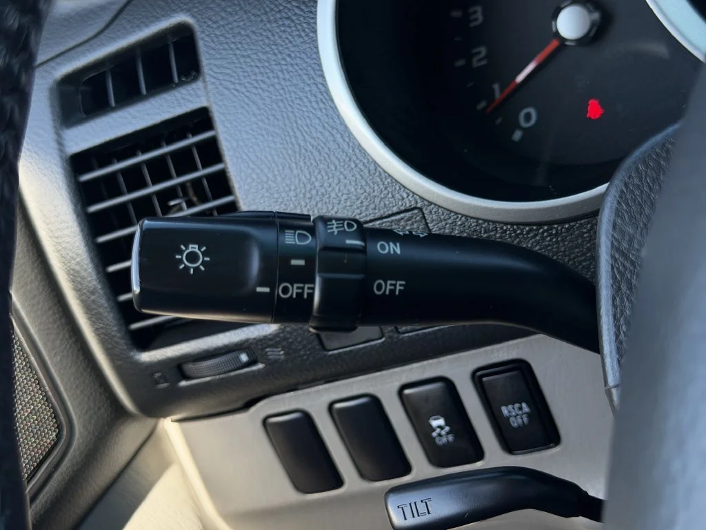 Used 2008 Silver Toyota SR5 image 21