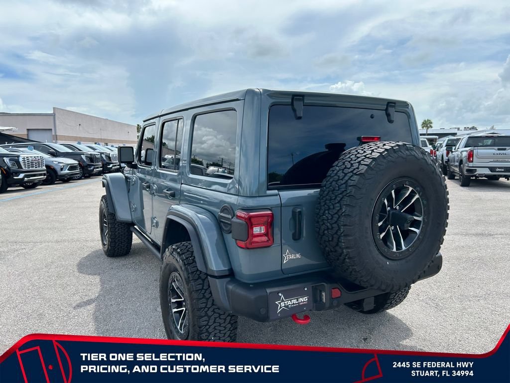 Used 2024 Gray Jeep 4-Door Recon 4x4 image 7