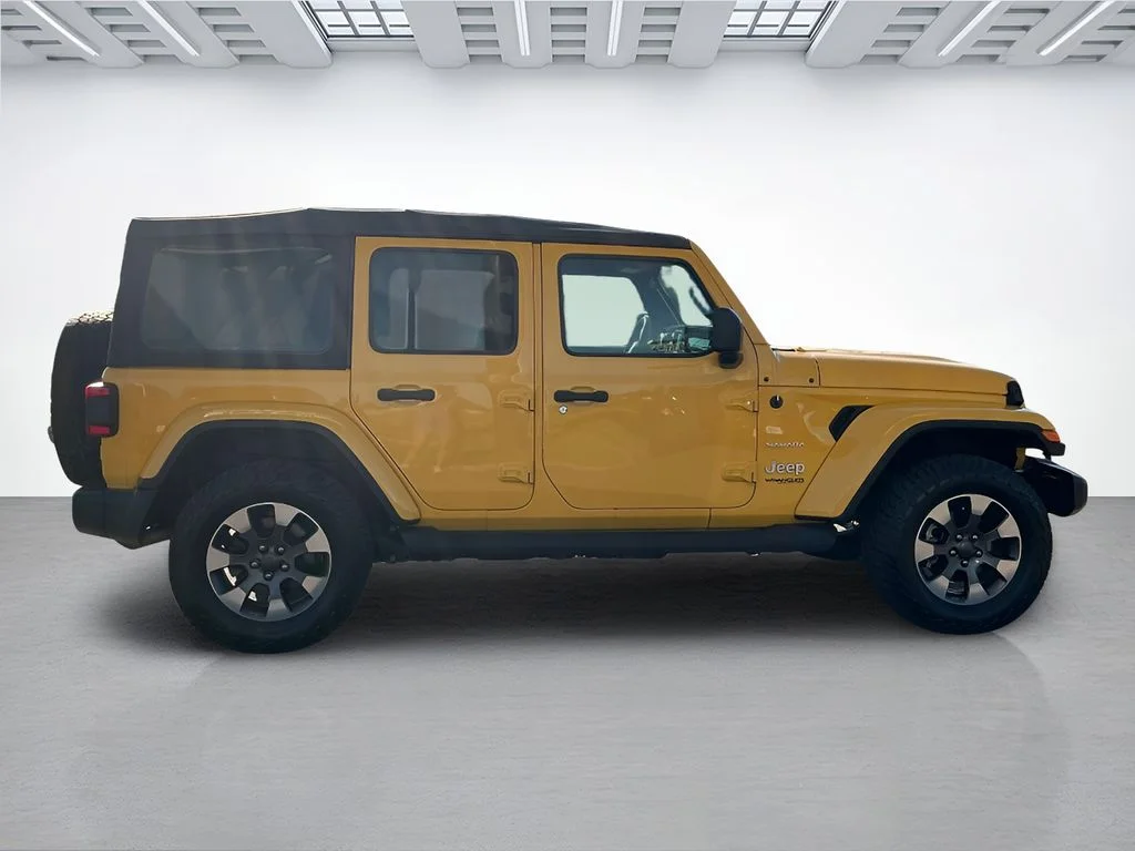 Used 2018 Yellow Jeep Unlimited Sahara image 6