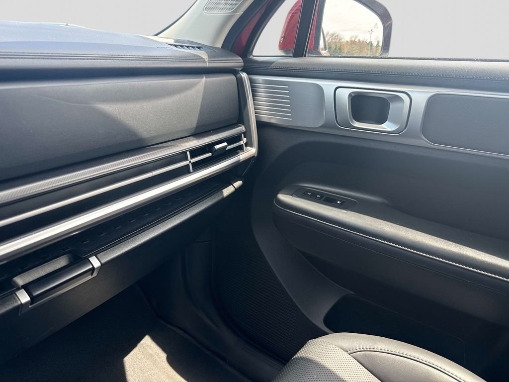 Used 2024 Red Hyundai SEL image 31
