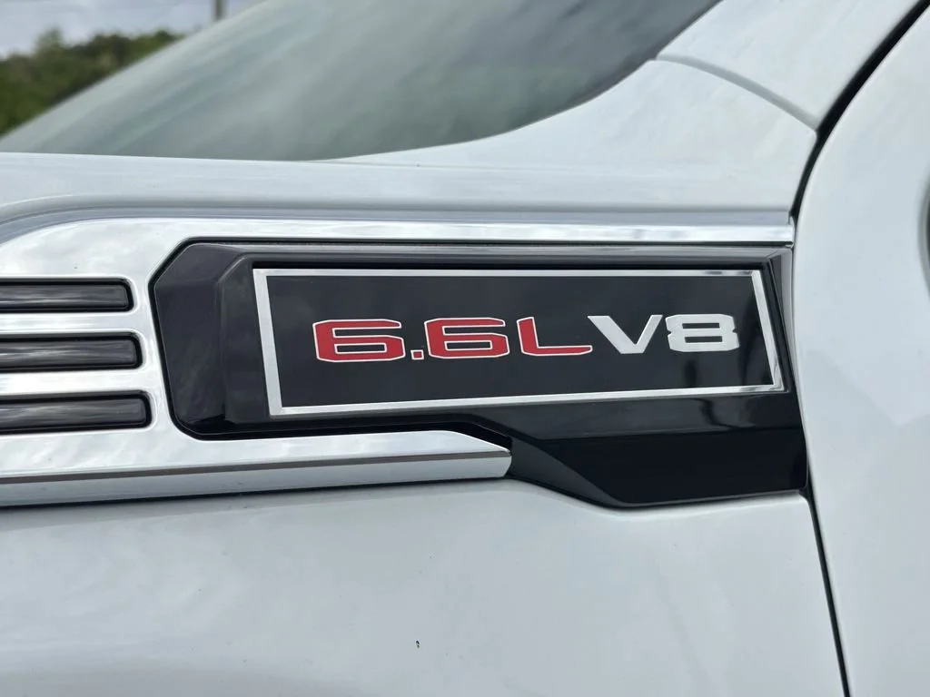New 2026 Summit White GMC Pro image 11