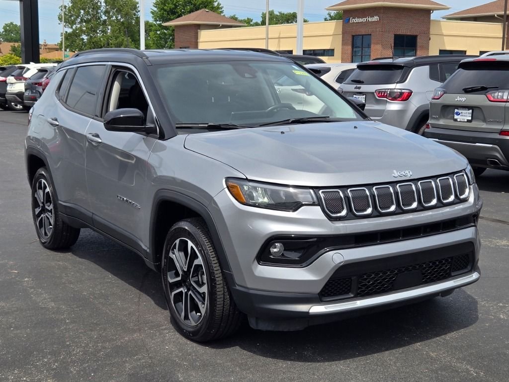 Used 2022 Billet Silver Metallic Jeep Limited image 3