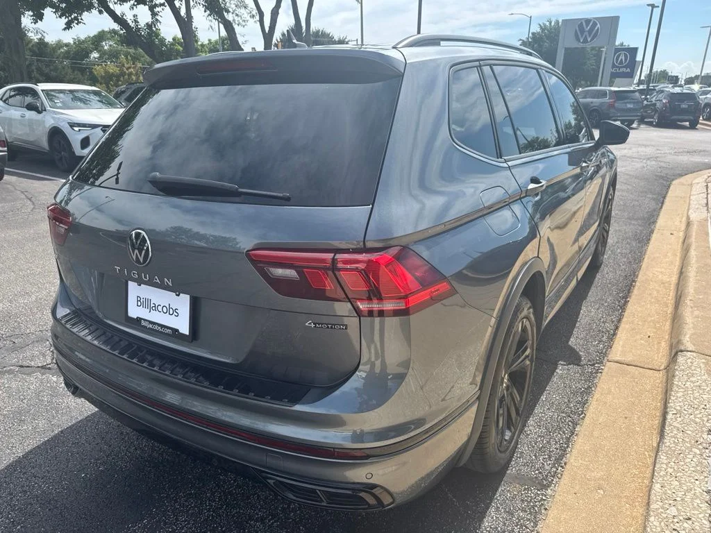 Used 2024 Platinum Gray Metallic Volkswagen 2.0T SE R-Line Black image 7