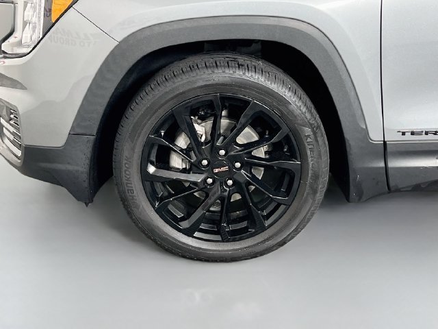 2023 GMC Terrain SLE - Photo 28