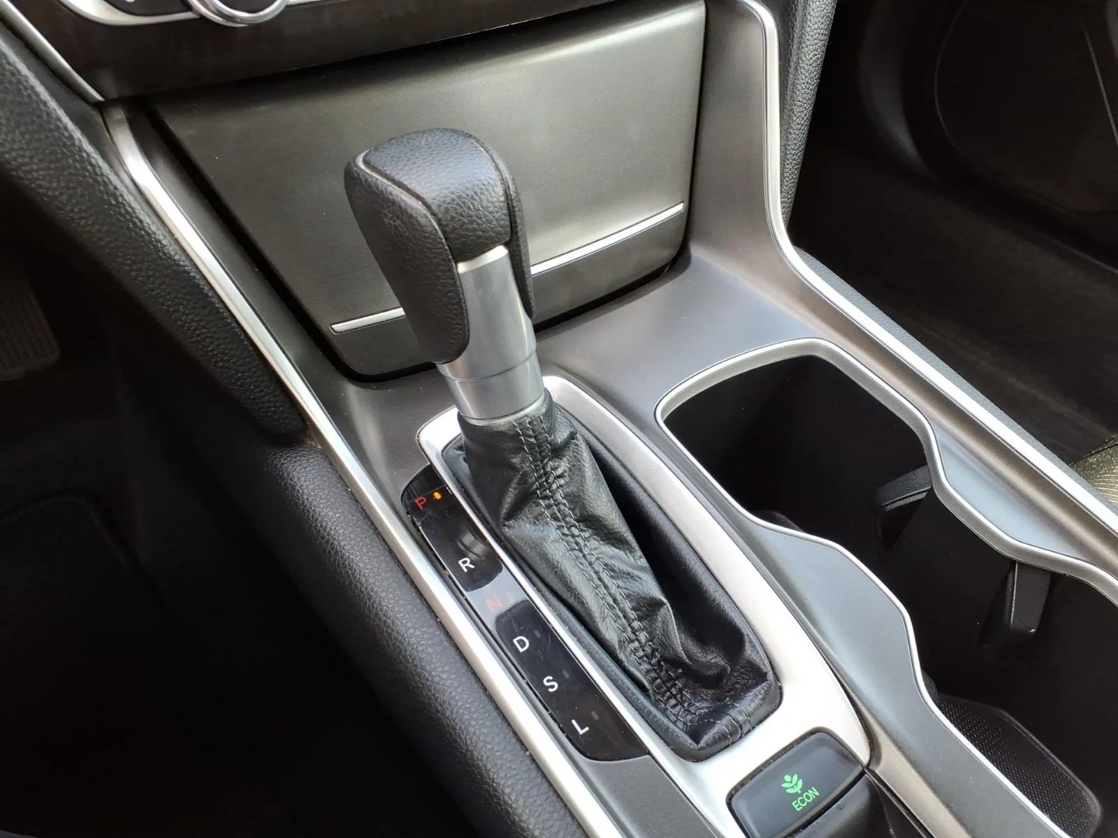 2020 Honda Accord EX - Photo 14