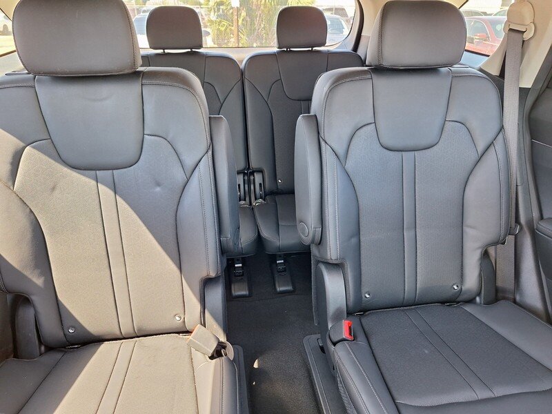 Used 2022 Black Kia EX image 32