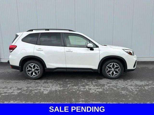 Used 2021 Crystal White Pearl Subaru Premium image 14