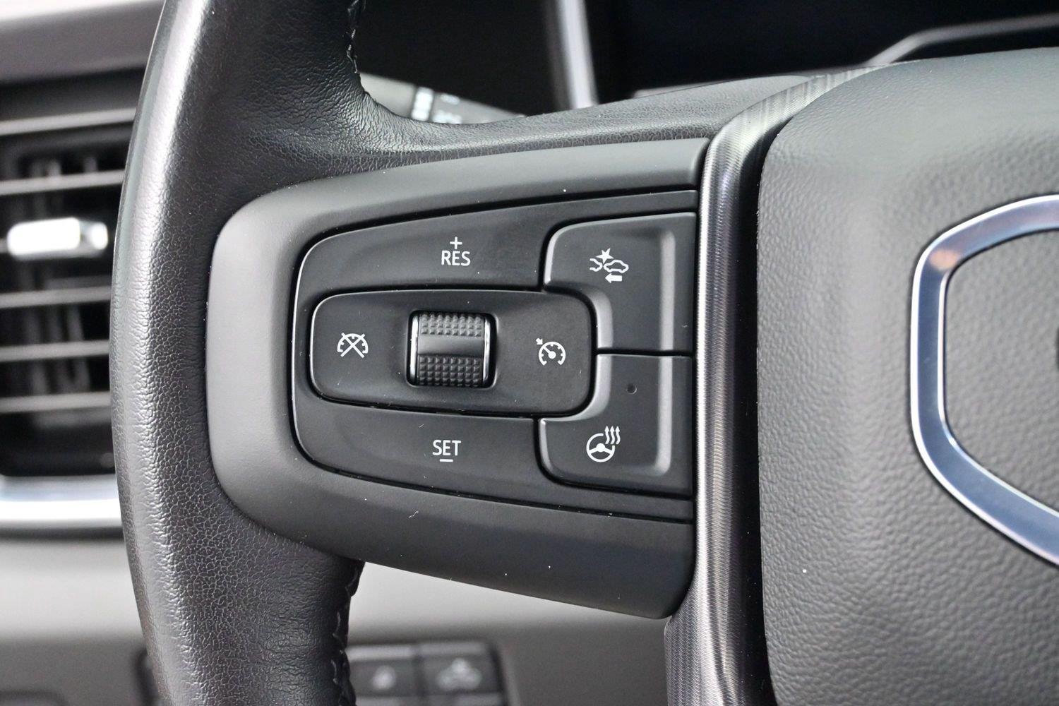 Used 2025 Sterling Metallic GMC Denali Ultimate DRW image 18